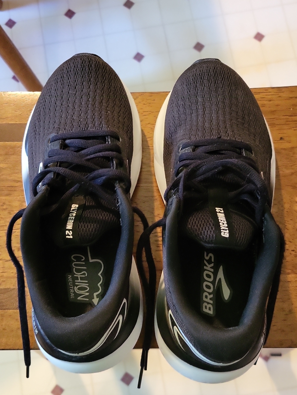 Womens Brooks Glycerin 21